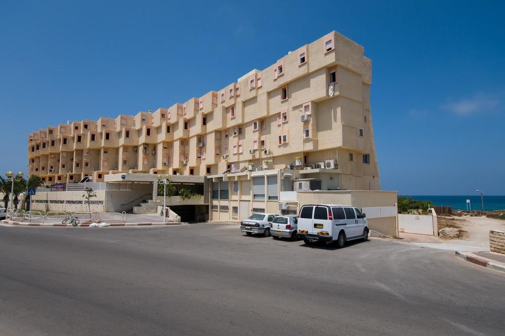 Apartamento Ha-aliya Sea View Nahariya Exterior foto