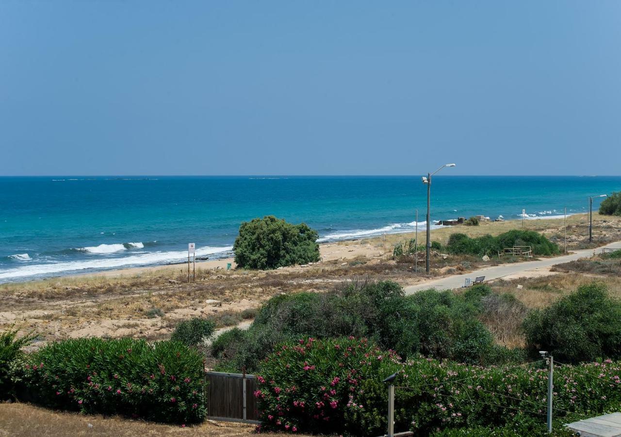 Apartamento Ha-aliya Sea View Nahariya Exterior foto