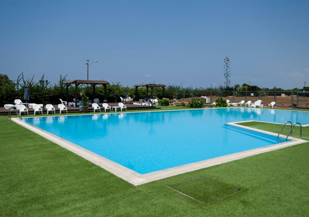 Apartamento Ha-aliya Sea View Nahariya Exterior foto