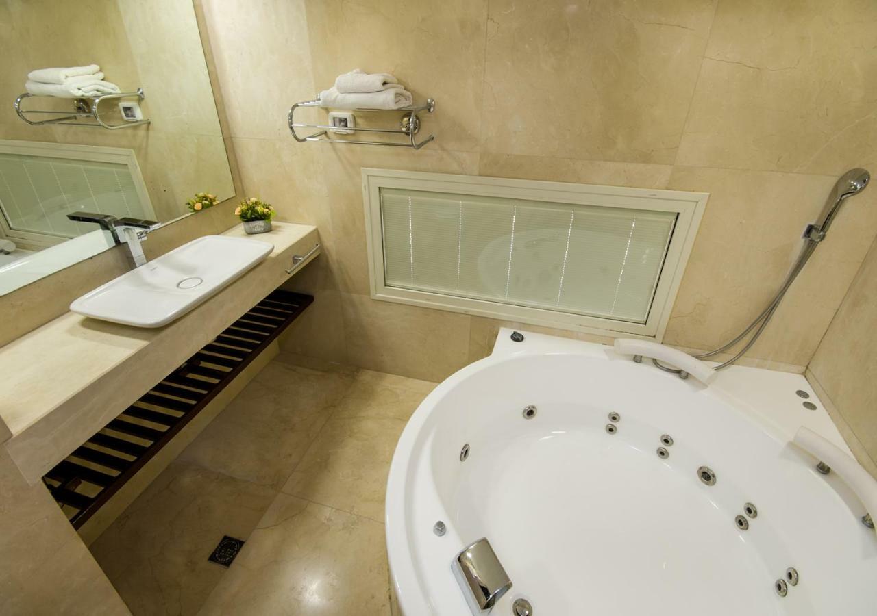 Apartamento Ha-aliya Sea View Nahariya Exterior foto