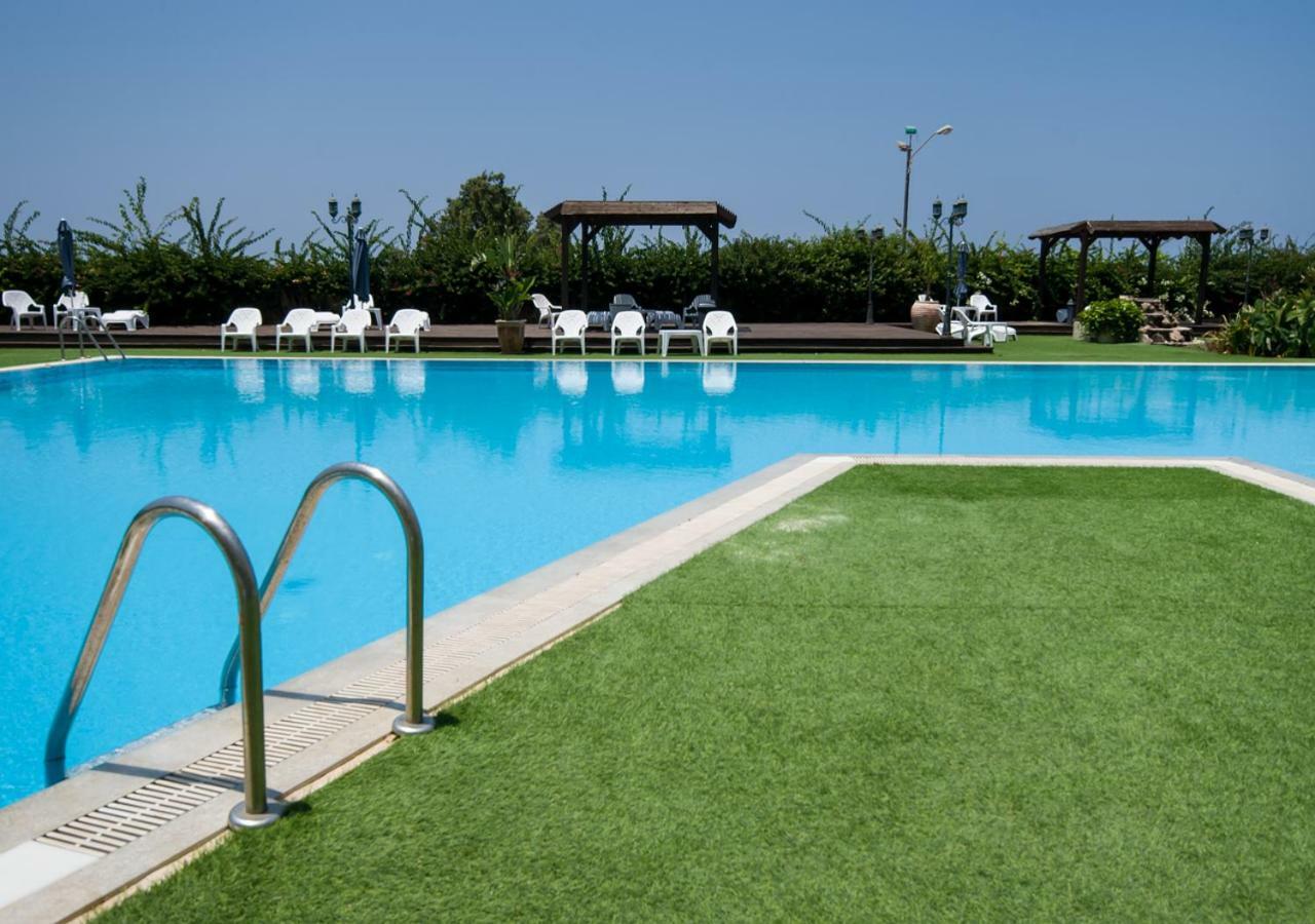 Apartamento Ha-aliya Sea View Nahariya Exterior foto