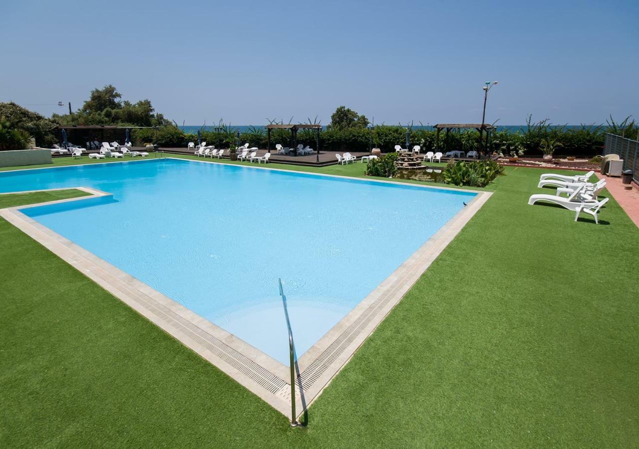 Apartamento Ha-aliya Sea View Nahariya Exterior foto